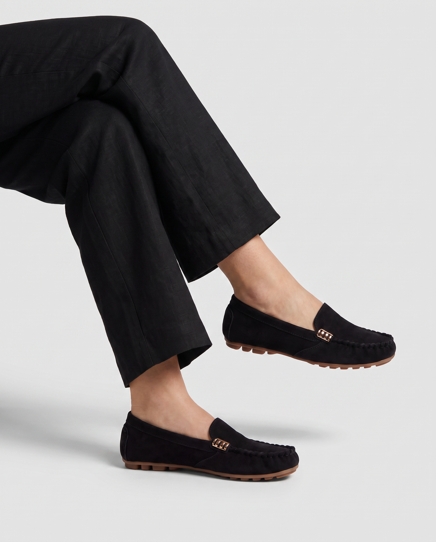 Virelle | Mocassins Femme À Enfiler Avec Détail Métallique