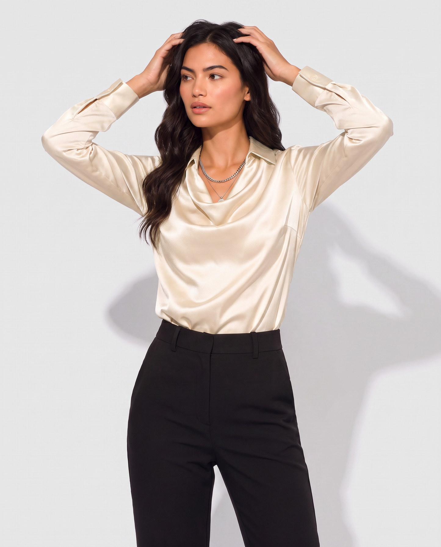 Virelle | Blouse Effet Soie À Col Bénitier Et Manches Longues