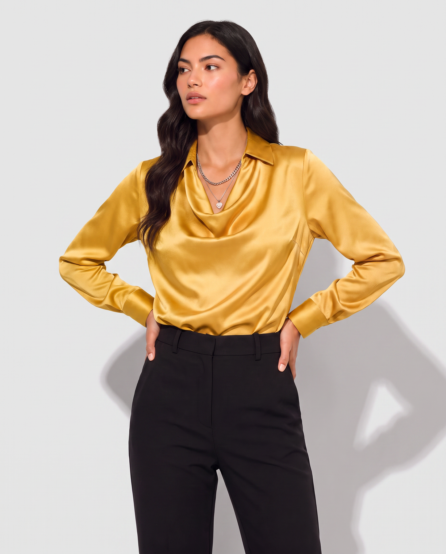 Virelle | Blouse Effet Soie À Col Bénitier Et Manches Longues