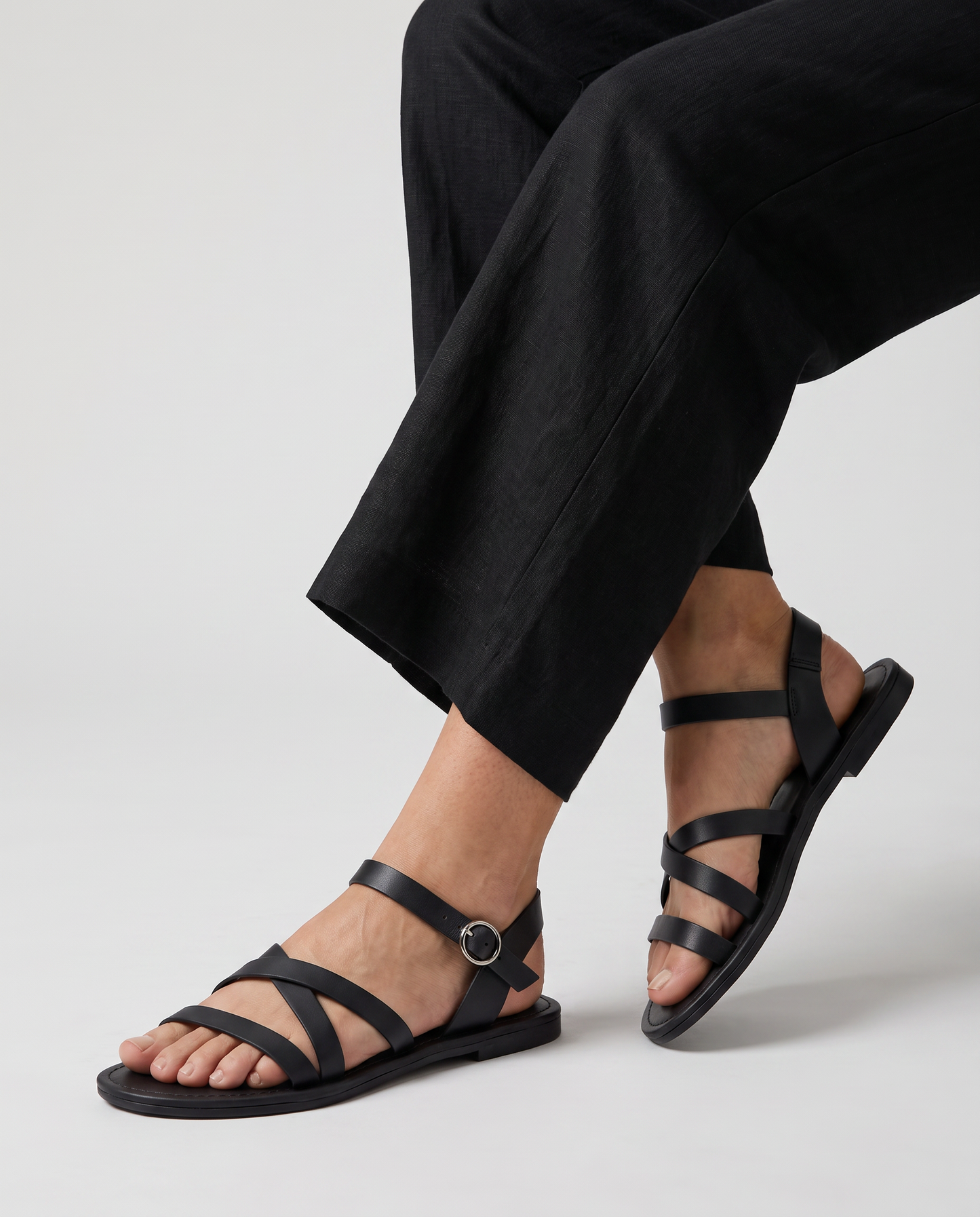 Virelle | Sandales Plates Femme À Brides Avec Entredoigt