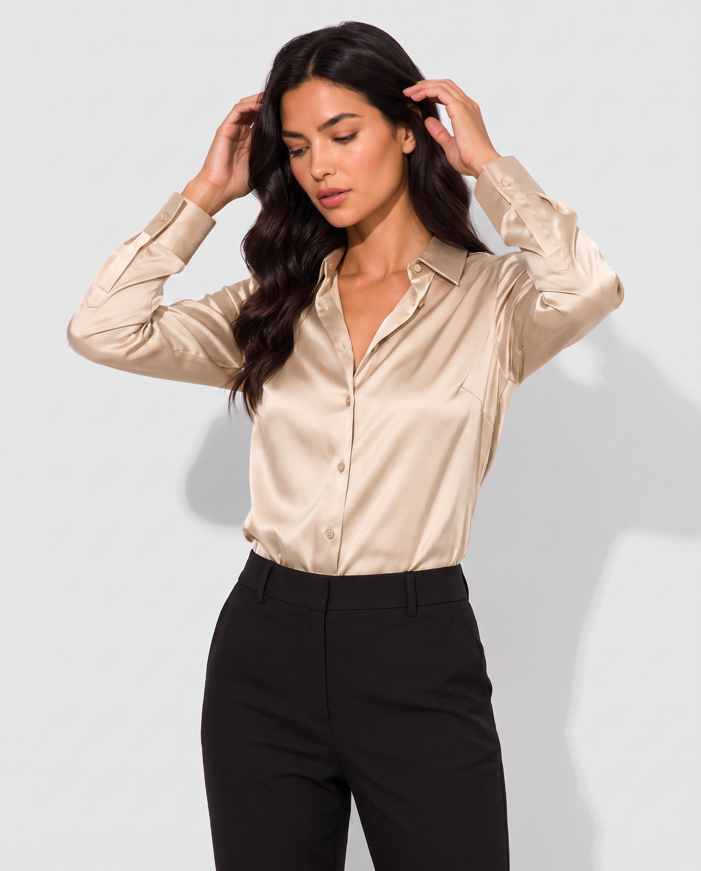 Virelle | Blouse Satinée À Col En V Et Manches Longues