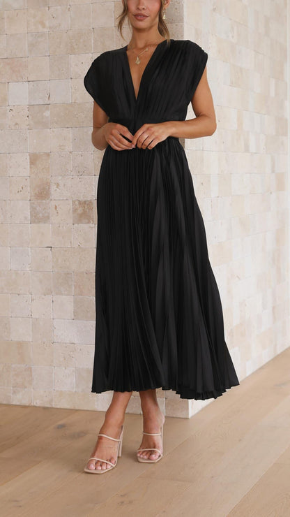 Ilvra | Robe Décolletée Élégante