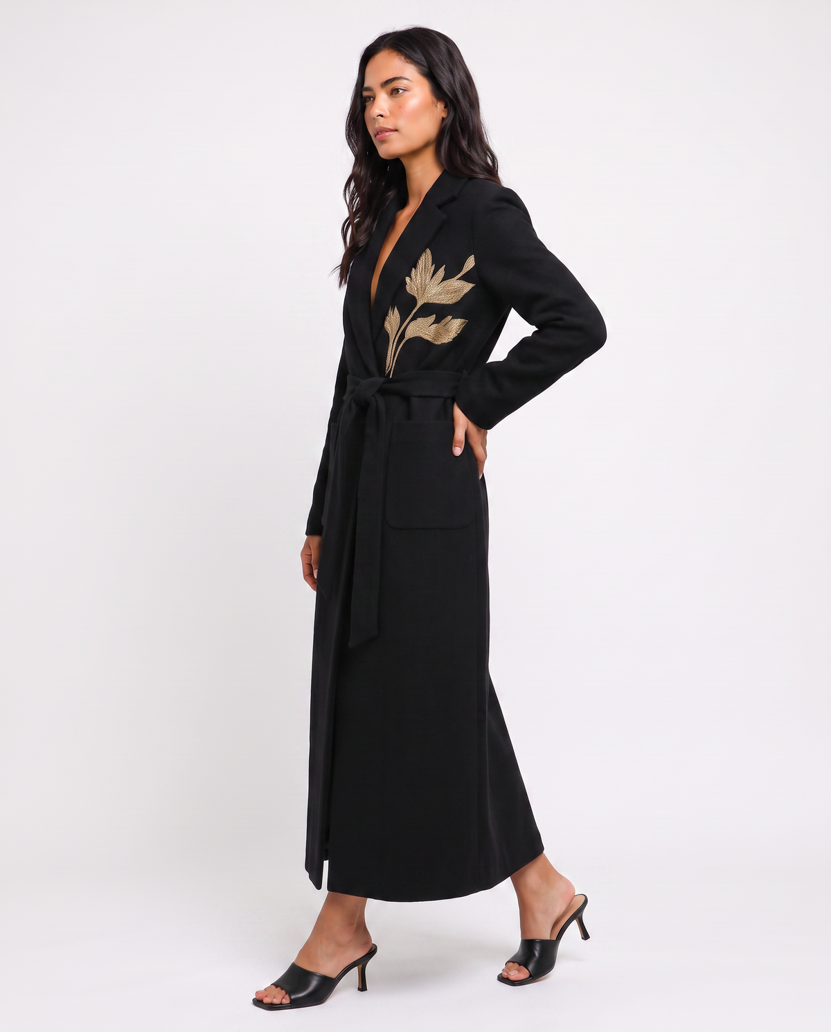 Virelle | Manteau Long Femme en Tweed Brodé